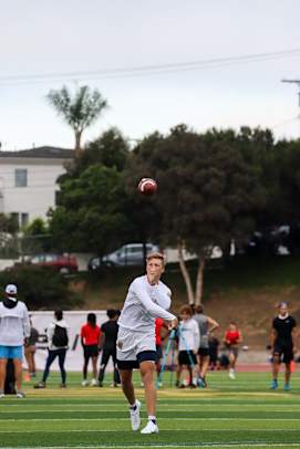 A9C8F556-B113-4BE4-8DBA-EDAA018E879A